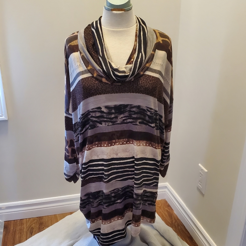 MIKO Animal Print Tunic